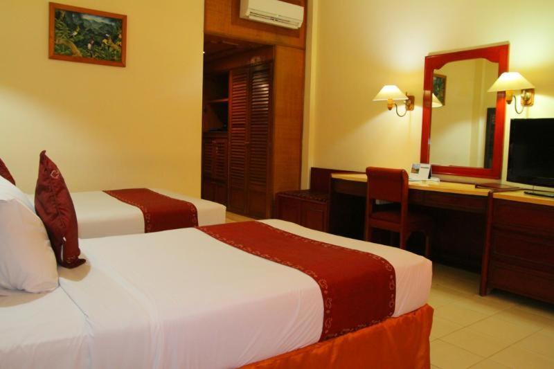 Inna Sindhu & 3* Sanur